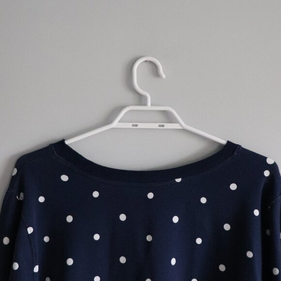 St. John's Bay Women's Blue Sz XL Classic Pull On‎ Crewneck Polka Dot Sweatshirt - Picture 7 of 9
